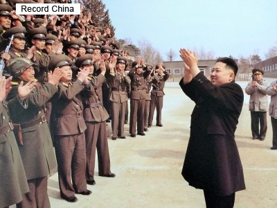 「北朝鮮、拡声器放送で朴大統領を非難」