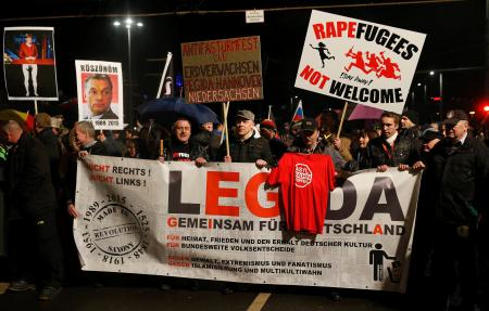 移民排斥訴え暴徒化も、独東部 昨年末の集団性犯罪に反発