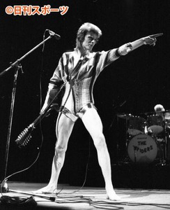 〈速報〉デビッド・ボウイのアルバム売上上昇、チャート独占