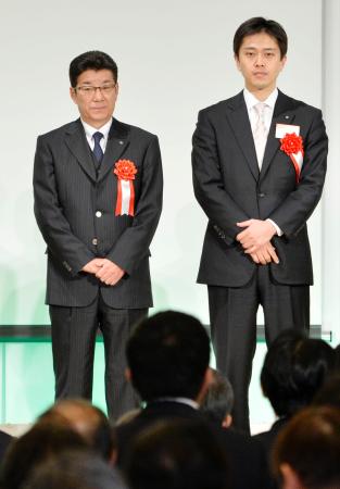 公明党年賀会に松井知事・吉村市長出席 協調路線に転換