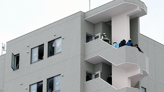 塗装中の作業員２人死亡＝新築マンション現場—札幌