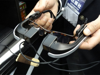 【レポート】多様化するウェアラブル端末 - メガネから肌着まで、ウェアラブルEXPOで発見したモノ