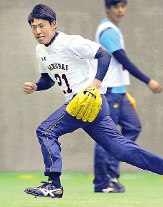 巨人、桜井ら１軍キャンプへ