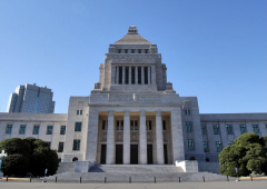 衆院選挙区「7増13減」案を答申 5年ごとに区割り改定