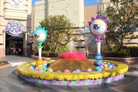 USJ、きゃりーぱみゅぱみゅの最新鋭ライドを体験! かわいい&amp;スリルに興奮
