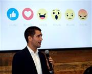 フェイスブック、評価ボタン拡充 「ひどいね」「超いいね!」など (1/2ページ)