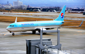 全日空、羽田―富山・小松線減便 新幹線開業で利用者減