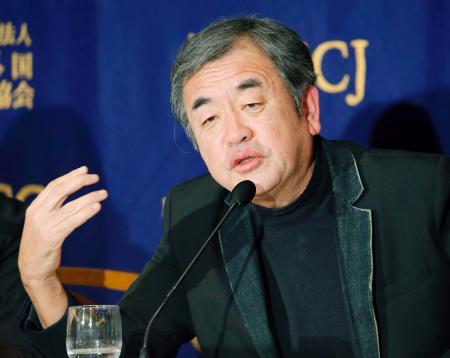 新国立デザイン隈氏、ハディド氏案「全く違う」