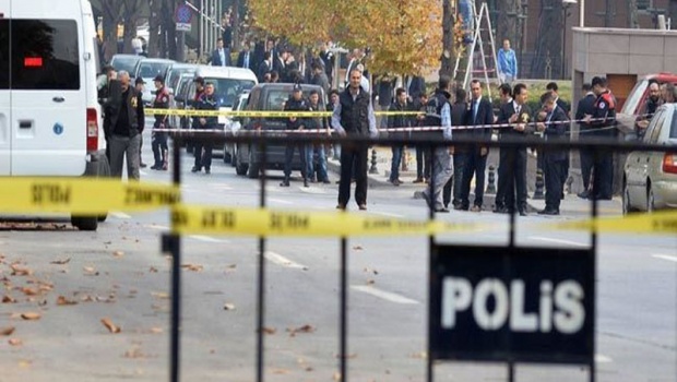 トルコとシリアの国境で爆発