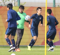 手倉森監督「無失点で３連勝を」 きょう１次リーグ最終サウジ戦