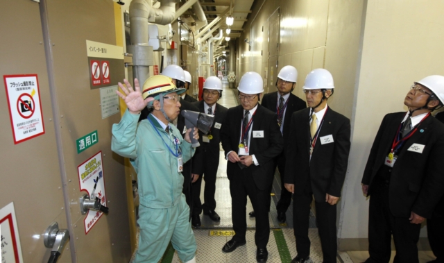 臼杵、津久見、日出３首長が視察 ／大分