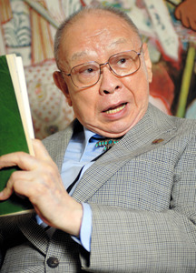 「何でもこなす器用な役者」 中村梅之助さん惜しむ声