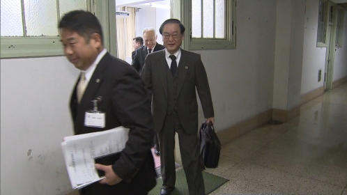 大阪府議会、政務費で親族の議員事務所雇用を禁止