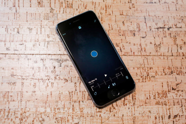 アップル、「Music Memos」アプリを公開--思いついた旋律を録音、自動伴奏も