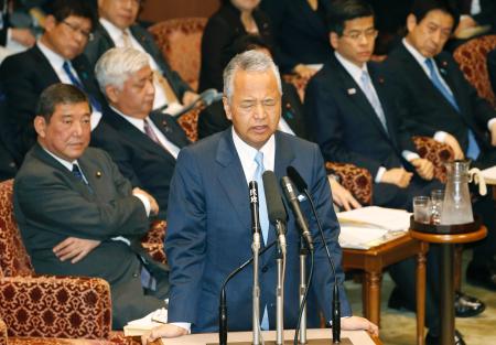 口利き疑惑 自民、参院選へ影響懸念 官邸は静観