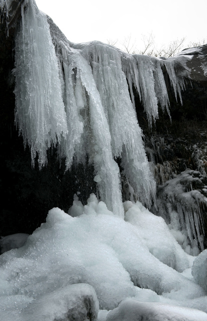 この冬いちばんの寒気 西日本や北陸中心に雪