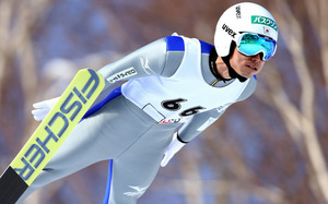 伊東「Ｗ杯優勝ぐらい、うれしい」 着地決め葛西を破る