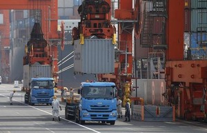 ２０１５年の貿易収支、２兆８３２２億円の赤字 2016年01月25日 11時10分