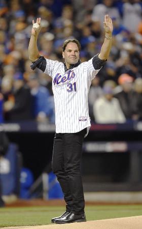 【MLB】 ピアザ氏31番が永久欠番に 野茂とバッテリー