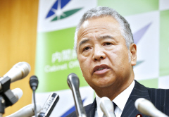 民主代表、首相の責任追及 甘利氏の金銭授受疑惑