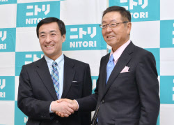 ニトリＨＤ、脱・創業者経営へ分担 似鳥氏は海外に注力