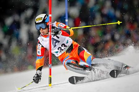 男子回転、湯浅は20位