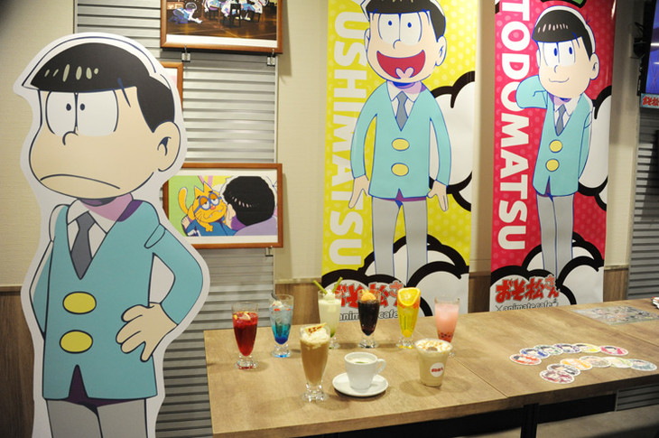 「おそ松さん」コラボカフェ、池袋に本日オープン！謎解きイベントも実施