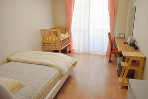 産後ケアで山梨に宿泊施設 県と市町村が利用料8割負担