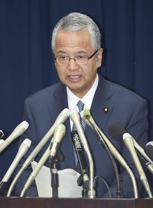 甘利経済再生相が辞任…違法献金疑惑で引責