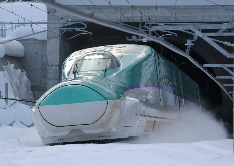 北海道新幹線:速度と引き換えに車窓から海峡はほんの一瞬