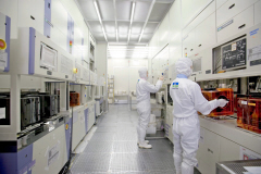 景気足踏み長期化 12月鉱工業生産、1.4％低下