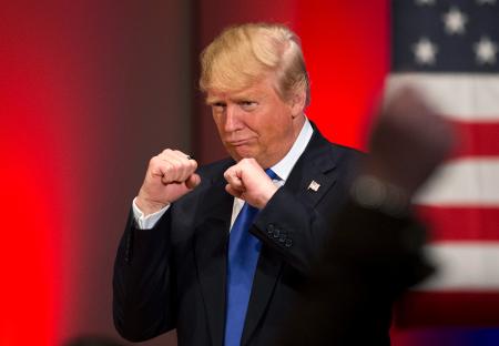 「主役不在」で共和討論会 トランプ氏欠席