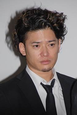 高岡奏輔、示談成立で傷害事件不起訴「本人も深く反省」