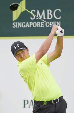 宋が暫定首位、13人が順延 男子ゴルフ第３日