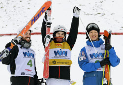 遠藤が3位、今季初の表彰台 W杯モーグル男子