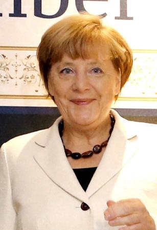 メルケル首相「辞任すべき」４割…独世論調査 2016年01月31日 10時22分