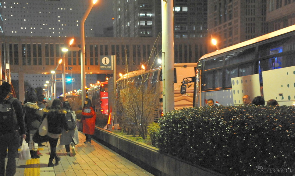 バスのシートベルト着用、早急な対策を...軽井沢スキーバス事故対策検討委員会