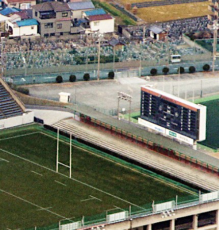 武蔵川部屋 花園ラグビー場で稽古 敷地内に土俵