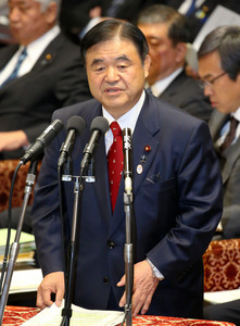 遠藤五輪相、働きかけを否定 ＡＬＴ派遣事業巡る報道