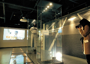 清原容疑者PLユニ&バットが甲子園歴史館から撤去