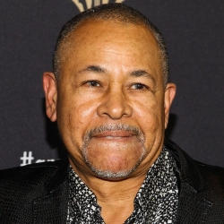 アース・ウインド・アンド・ファイアーのモーリス・ホワイトが死去。