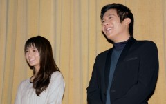 小出恵介、木村文乃とまさかの中学生役に「死ぬなら一緒」