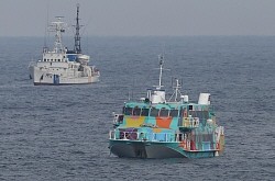 <高速船>「クジラと衝突、漂流中」 伊豆沖13キロ