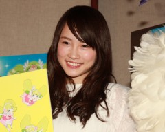 元AKB川栄李奈、浅香航大との交際質問を笑顔ではぐらかす