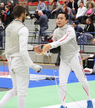 フェンシング男子フルーレ団体、リオ五輪逃す 前回は銀