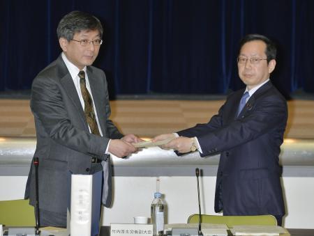 かかりつけ医・薬剤師を推進 中医協、診療報酬改定案を答申