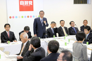 ２０年以降、衆院「定数１０減」…自民原案了承 2016年02月10日 14時56分