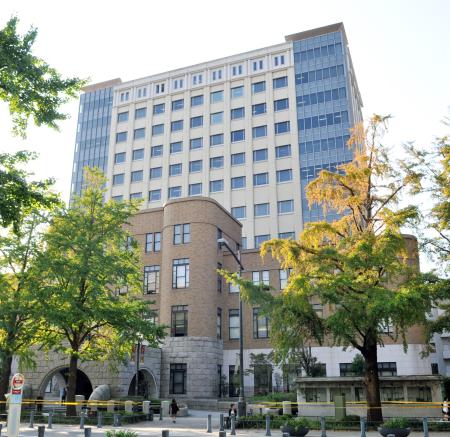 中１殺害、少年に懲役９～１３年の不定期刑判決 2016年02月10日 15時51分