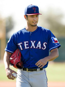 ダルビッシュ「心から投げたい」５月復帰へ順調