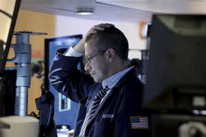 米株は銀行株を中心に下落、ＯＰＥＣ減産合意の報道で下げ縮小